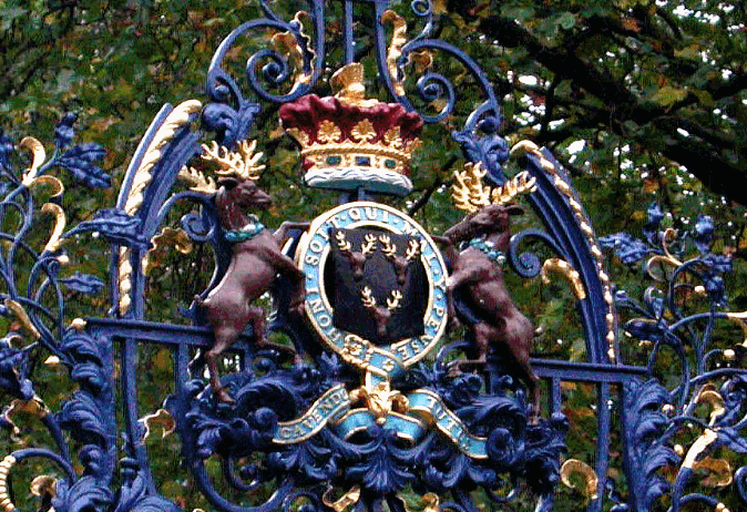 DevonshireGates01cropped